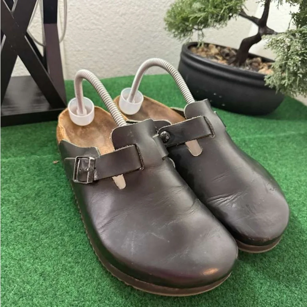 Birkenstock Boston Black Leather Slip-On Sandals - Picture 7 of 9